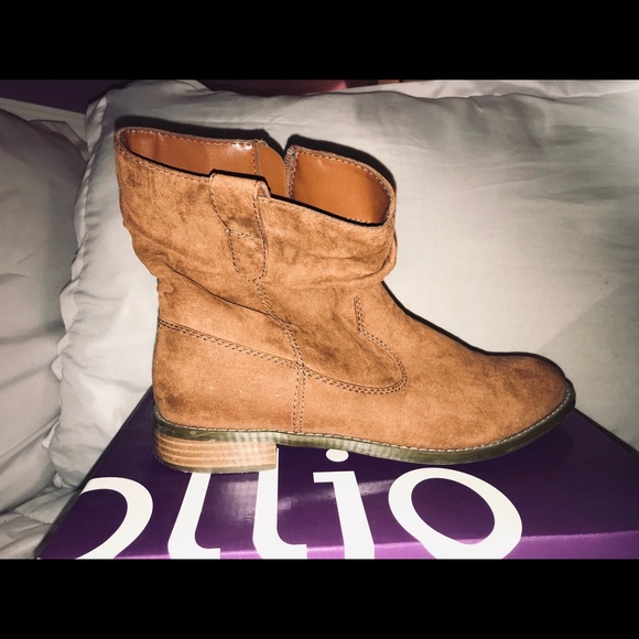 Shoes all size 8 - Picture 5 of 5